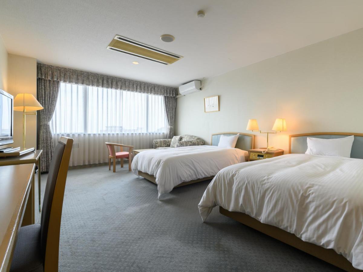 Tabist Katahara Resort Gamagōri Exterior photo