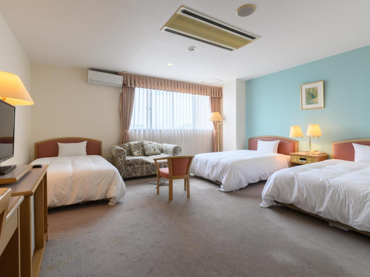 Tabist Katahara Resort Gamagōri Exterior photo